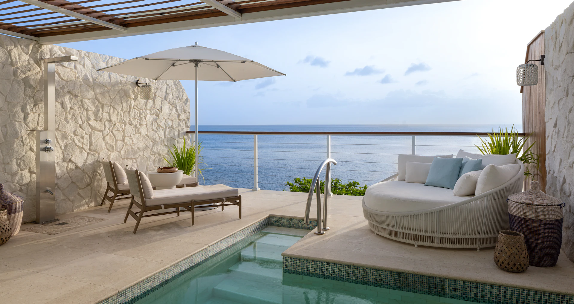 Sandals Regency La Toc