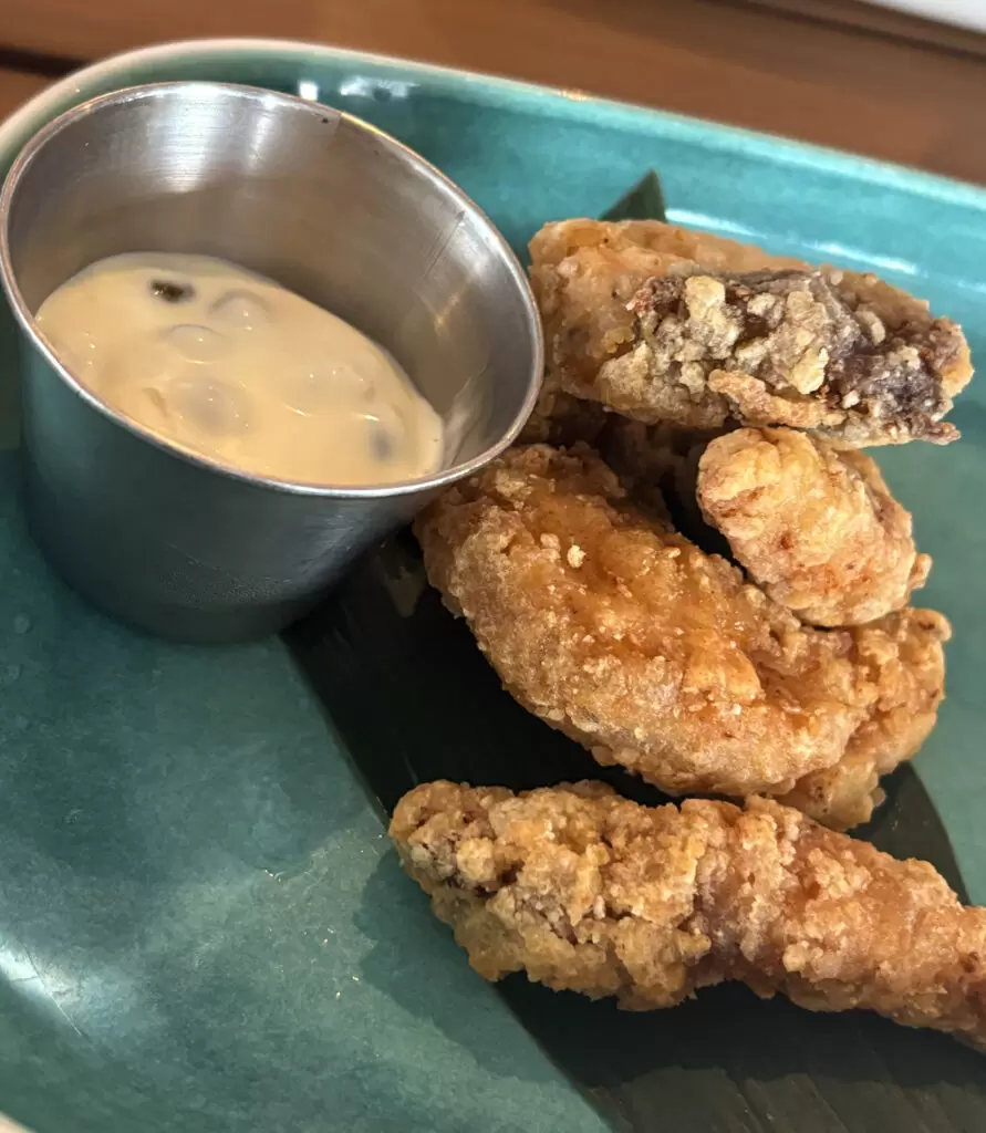 Relaxed Dining at the Aralia House