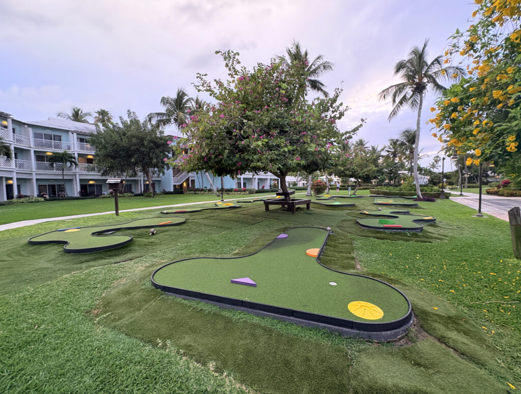 beaches resorts mini golf