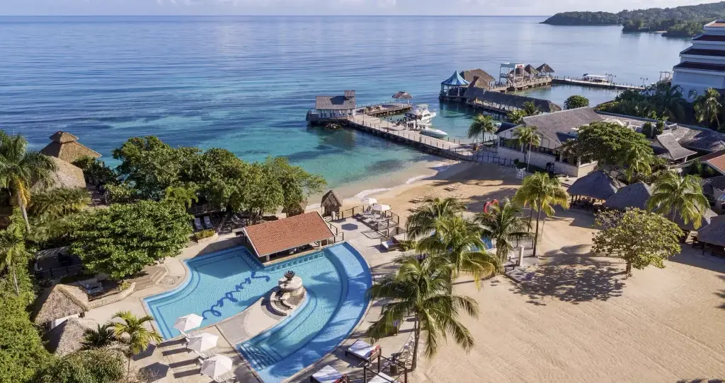 Sandals Ochi Last-Minute Deals