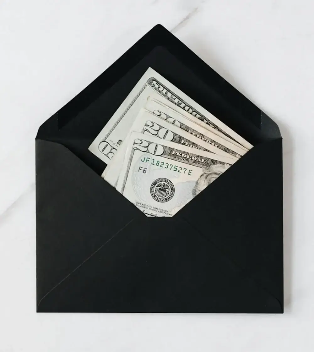 Do You Tip at Sandals and Beaches? A Quick Guide